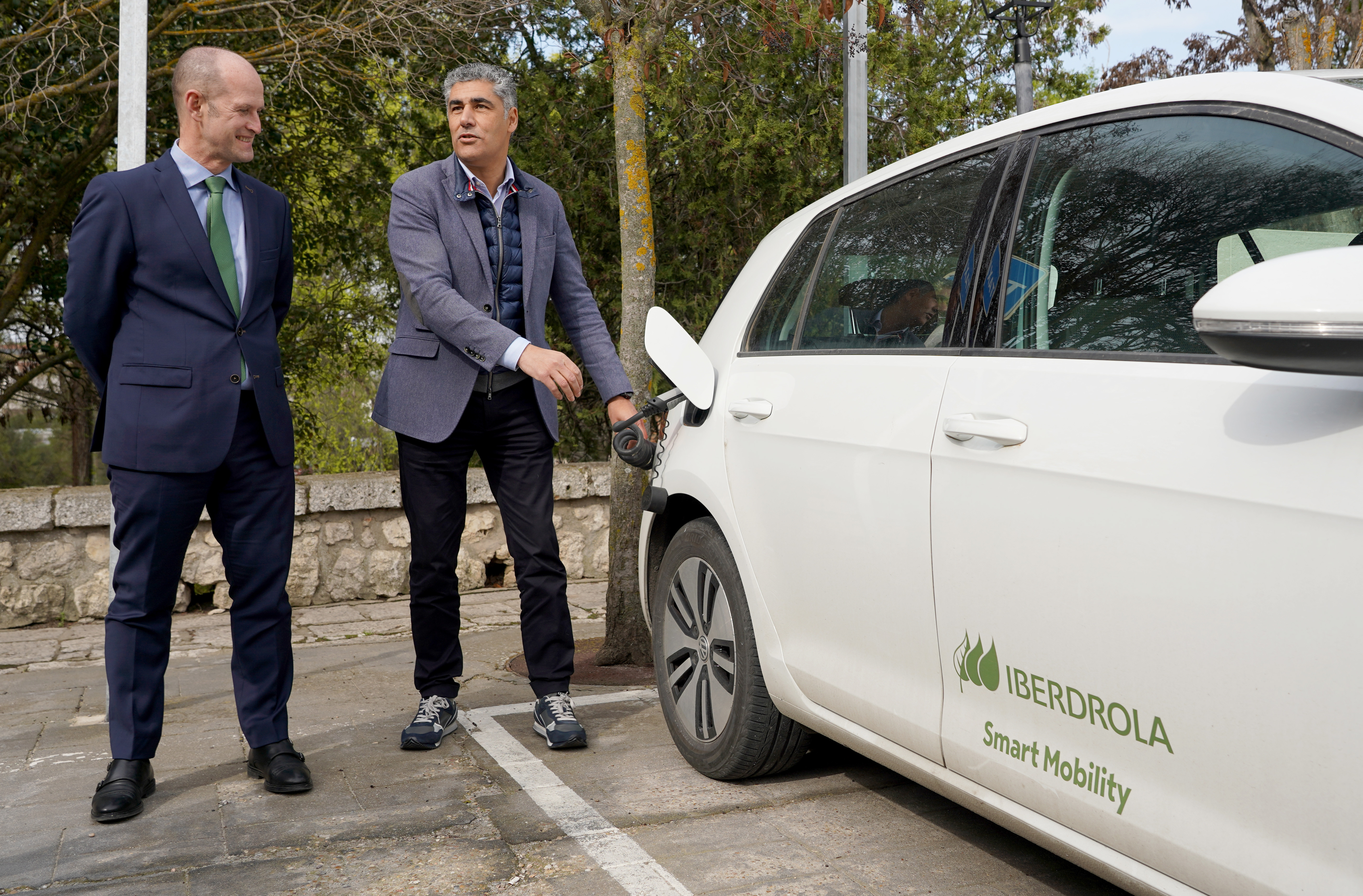 Iberdrola prevé duplicar este año los puntos de recarga de vehículos eléctricos en Castilla y León hasta alcanzar los 400