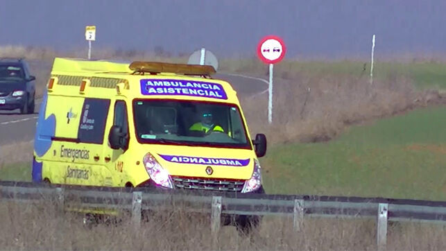 Ambulancia Sacyl carretera Castilla Leon EDIIMA20200124 0797 19