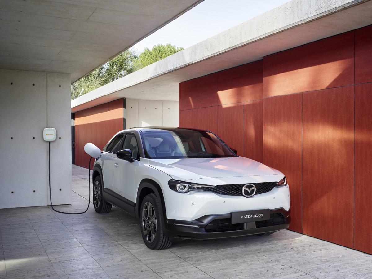 Mazda  recarga eléctrica  Iberdrola  Acuerdo