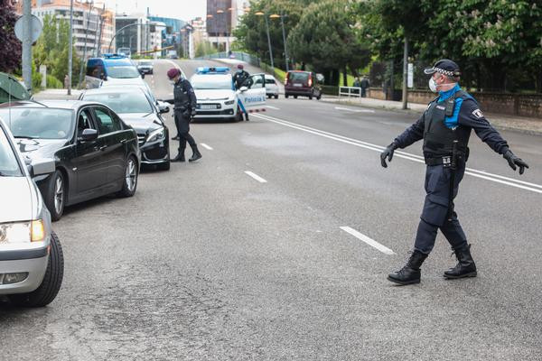 Policia leon2