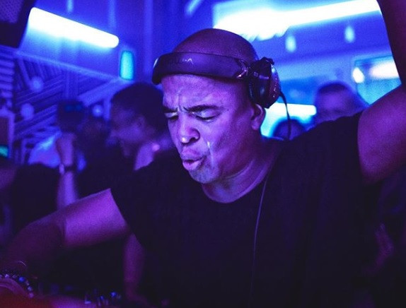 Dj