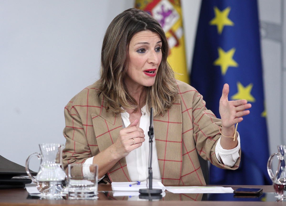 Europapress 2655794 la ministra de trabajo y economia social yolanda diaz comparece en rueda de prensa tras el consejo de ministros en moncloa en madrid espana a 18 de febrero de 2020