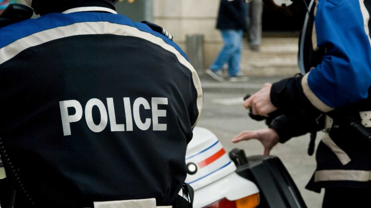 Policia francesa