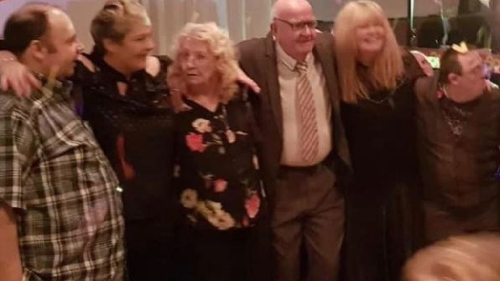 Familia