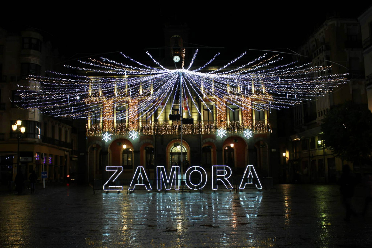 Luces zamora