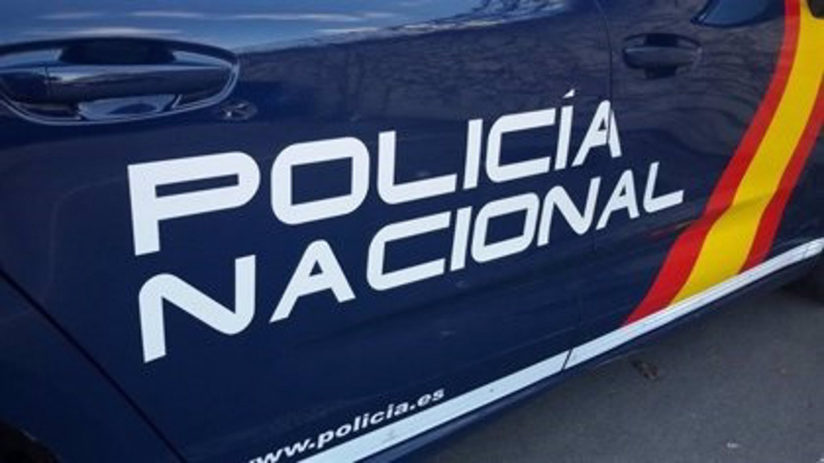 Policía