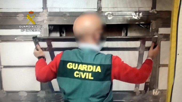 Operaciu00f3n dobles fondos u00c1vila