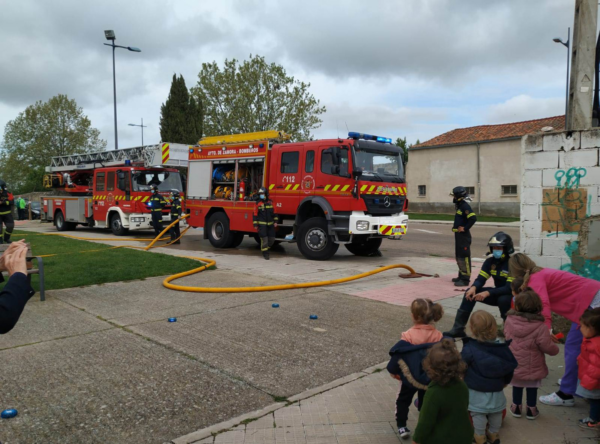 Guarderu00eda. Bomberos 1