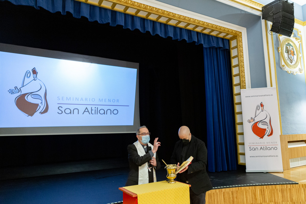 El obispo de Zamora Fernando Varela inaugura el seminario San Atilano