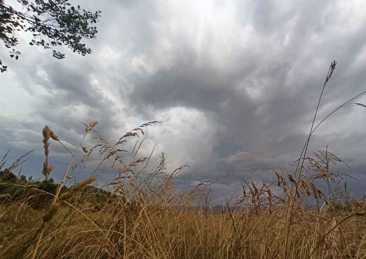 Nubes y tormentas