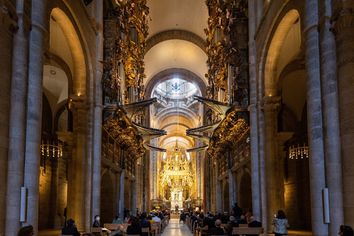 Catedral de Santiago con la nueva iluminaciu00f3n