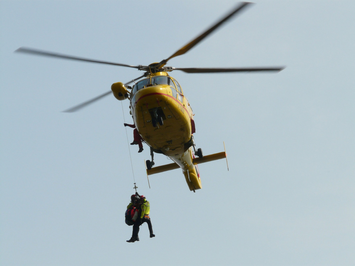 Helicóptero rescate