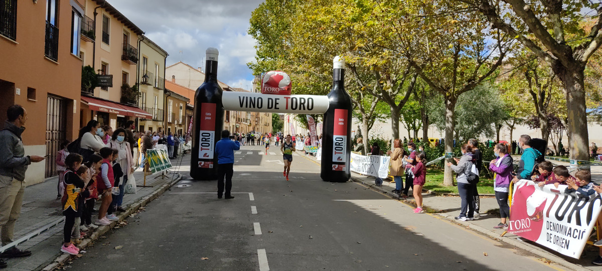 Vino de TOro Caja Rural Vendimia atletismo