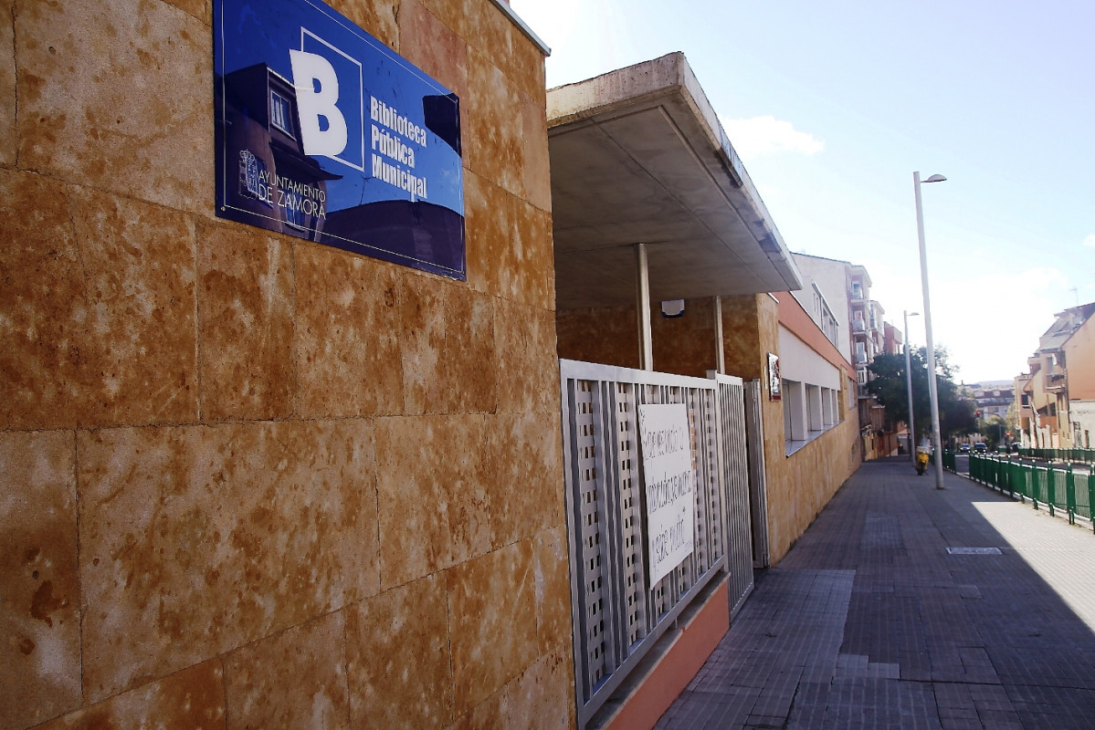 Biblioteca 6
