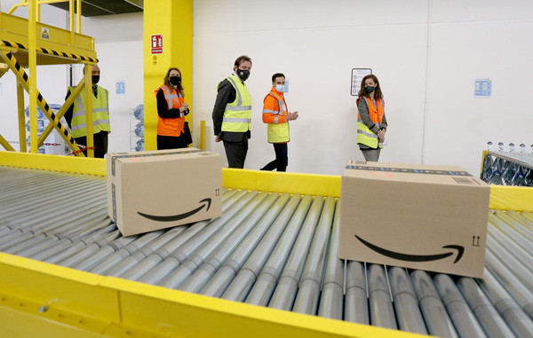 Estaciu00f3n logu00edstica de Amazon en Valladolid 5