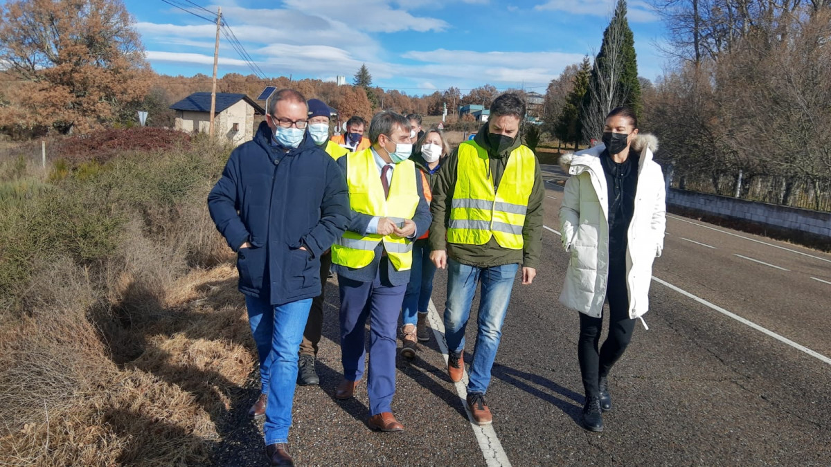 Visita al cruce inteligente en la carretera autonu00f3mica ZA 104