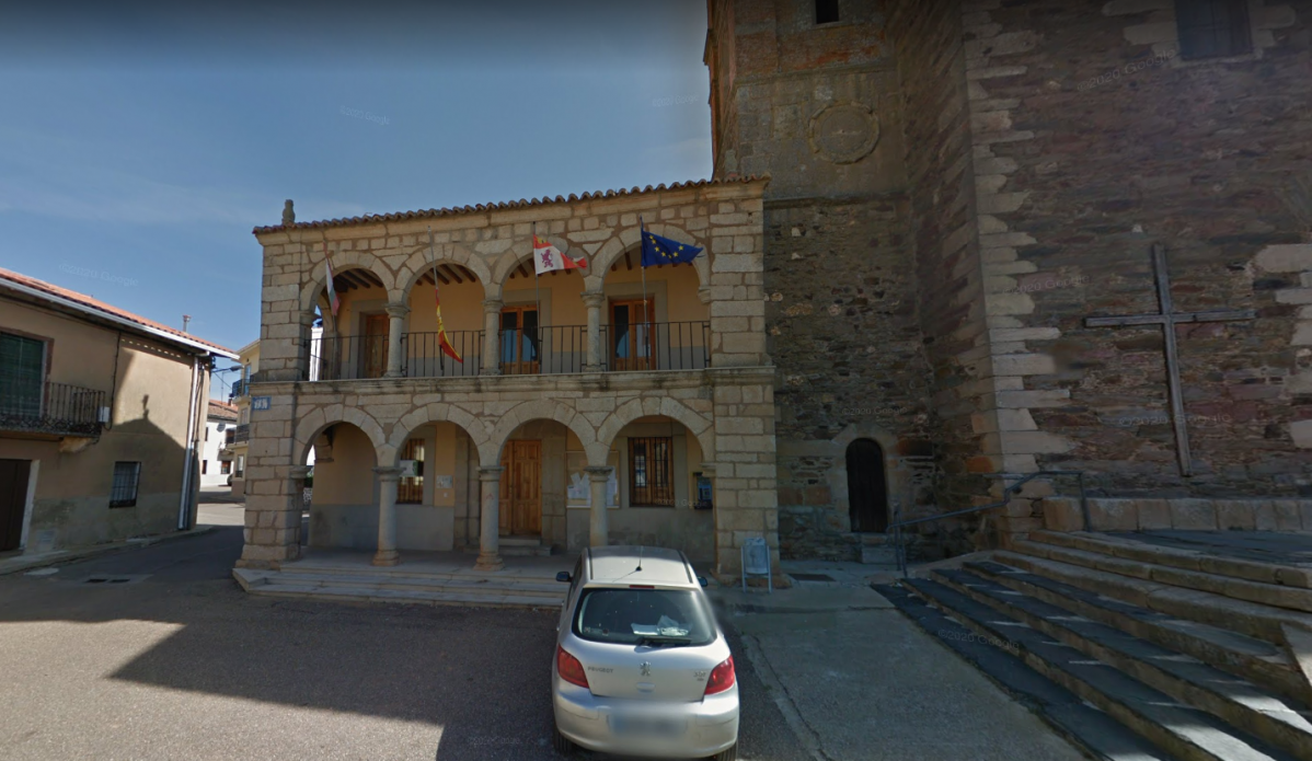 Ayuntamiento de carbajales de alba