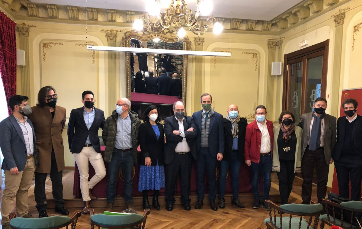 2022 03 09.  Foto de familia Plataforma de Innovaciu00f3n y Plataforma Palentina I