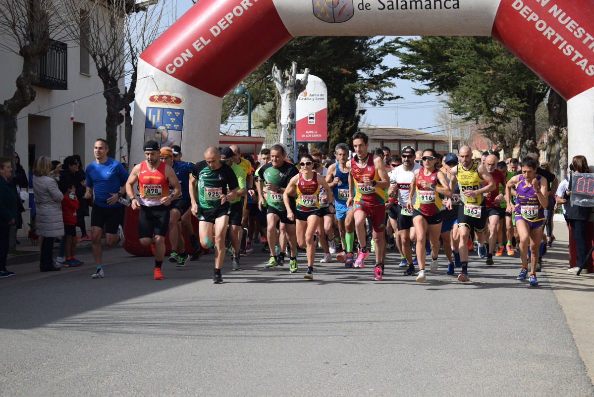 Salida prueba V Carrera Popular Por el Campo del Toro Bravo