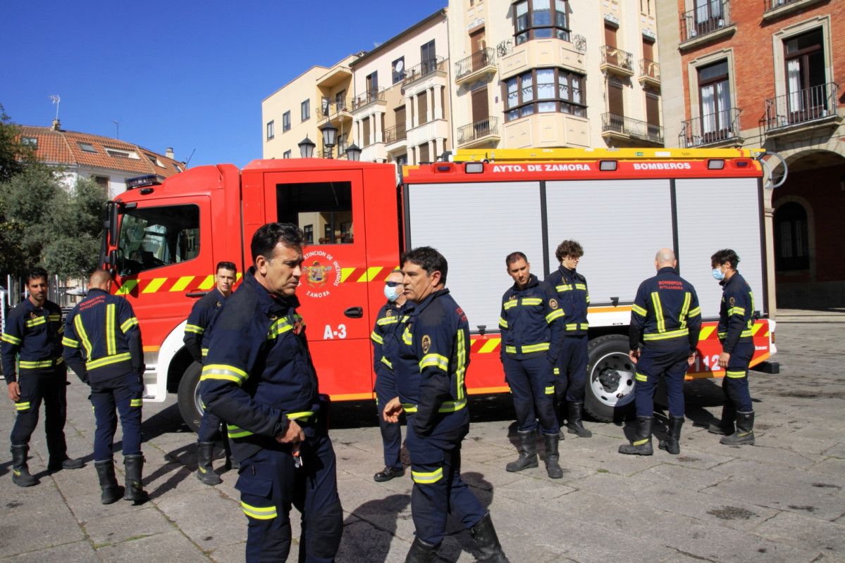 Camiu00f3n Bomberos 4