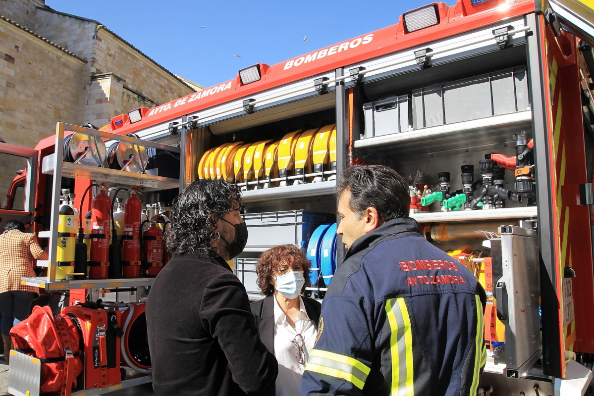 Camiu00f3n Bomberos 2