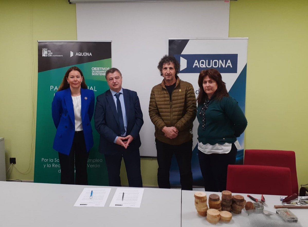 Firma Aquona convenio con Naturalistas Palentinos