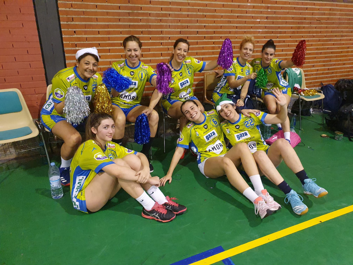 Torneo de Navidad   Veteranas   22122022   Club Balonmano Zamora