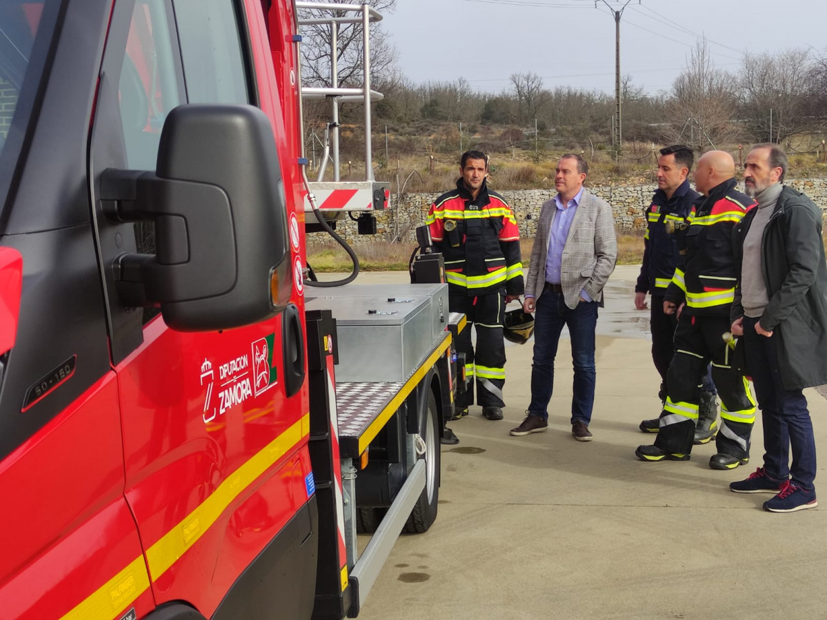 Requejo y bomberos Ru00edonegro