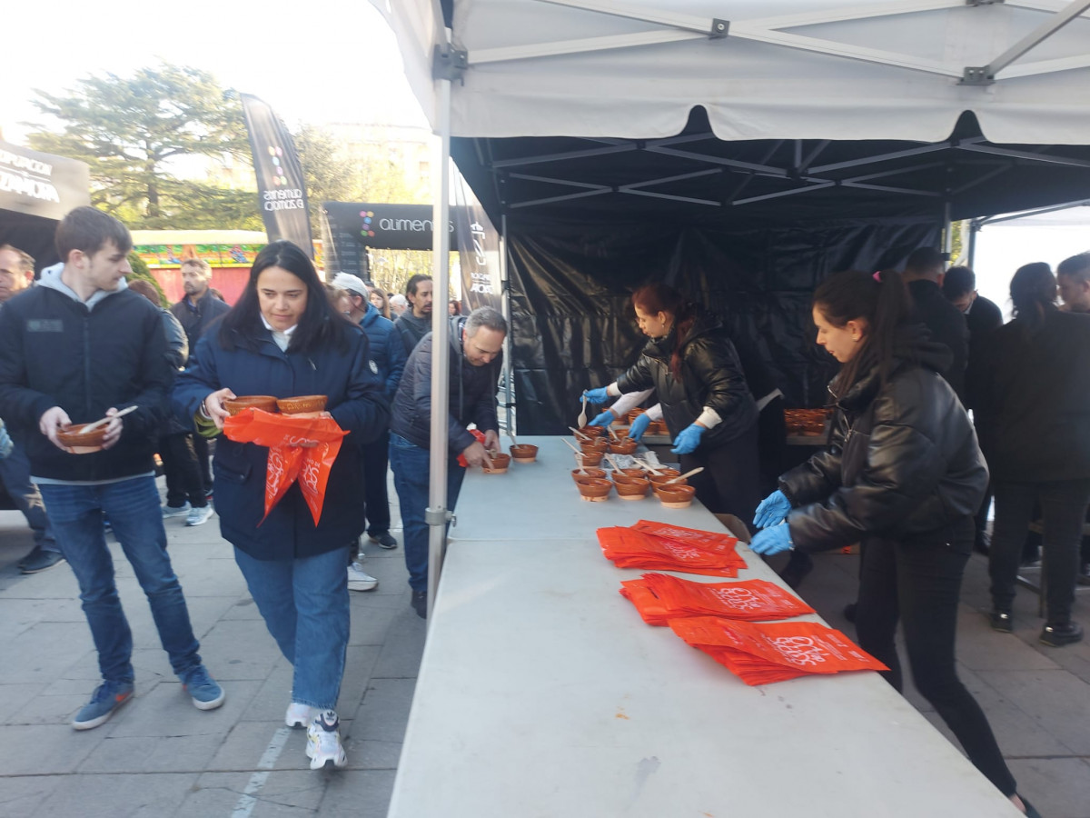 SOPAS DE AJO SOLIDARIAS (1)