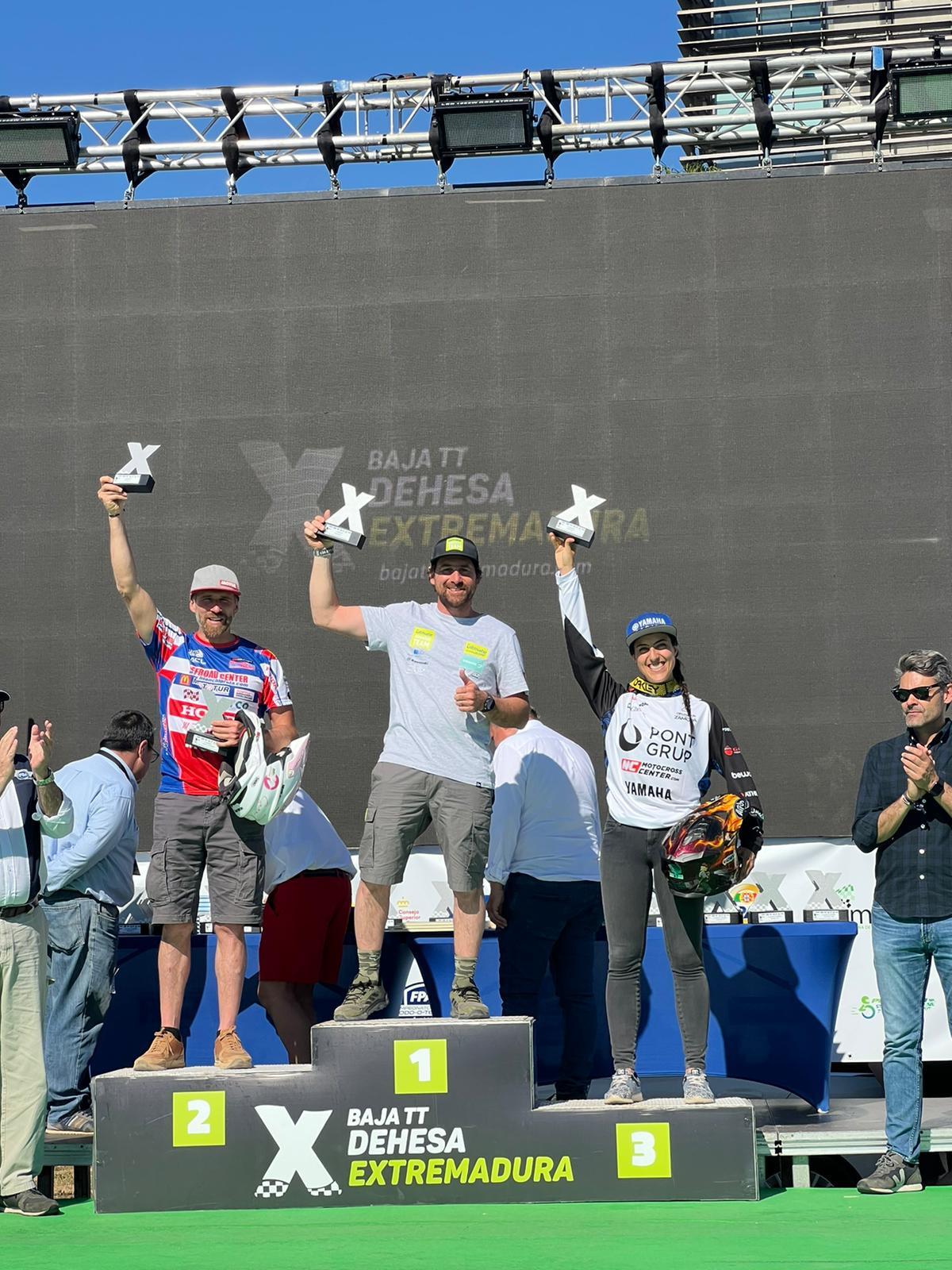 Podium Campeonato del Mundo general y motos