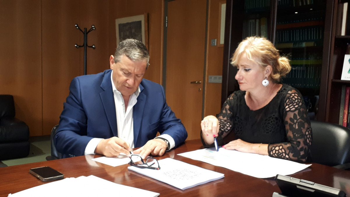 La delegada territorial y el presidente de la Diputaciu00f3n de Zamora (1)