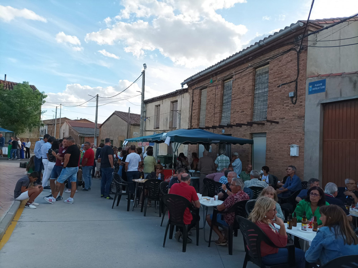 Mercadillo Solidario El Pego 10