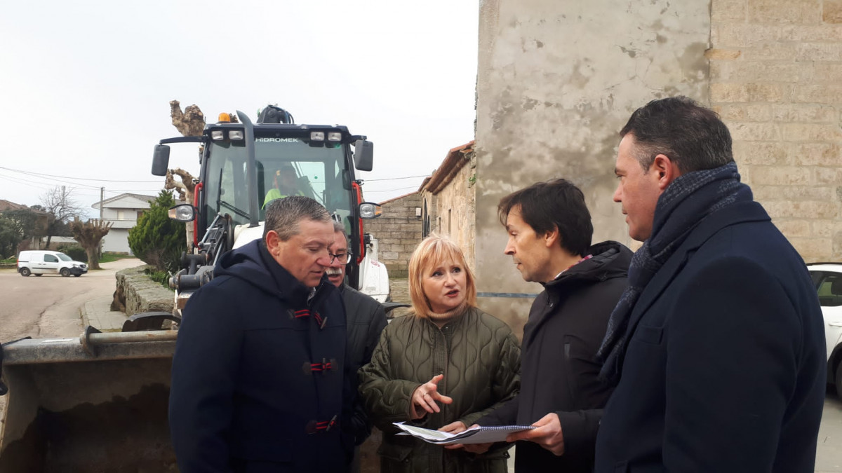 Delegada visita obras de Sayagua