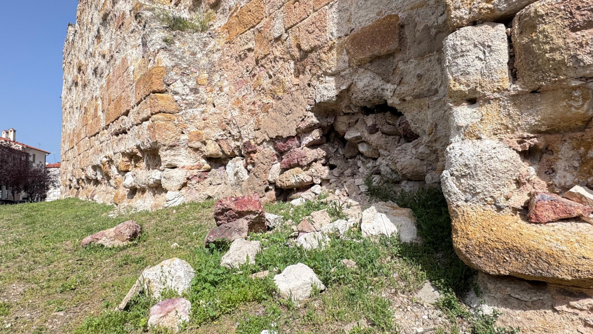 Muralla Ronda de Santa Ana