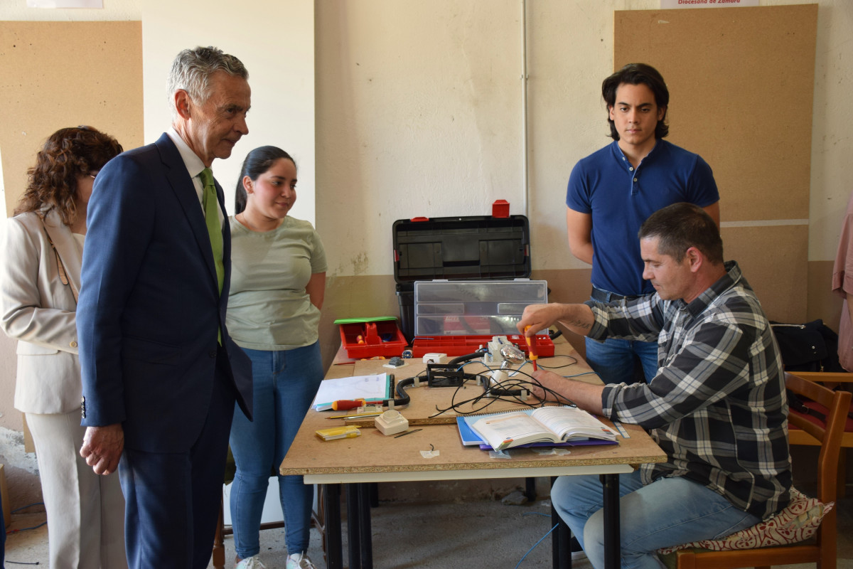 2024 04 19.  Fundaciu00f3n Iberdrola visita Cu00e1ritas Zamora