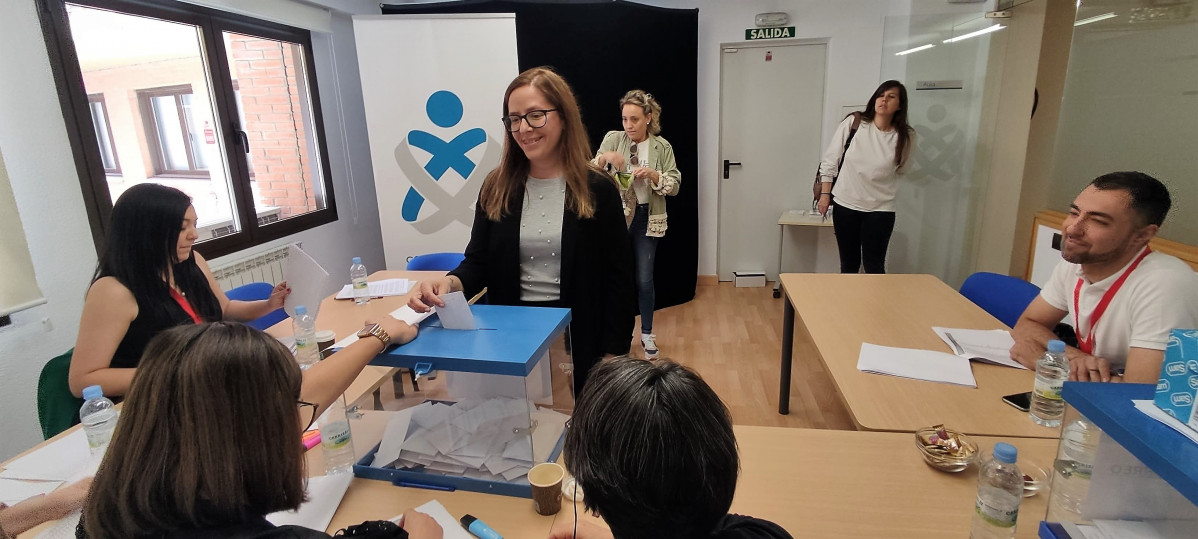 PatriciaMiguel votando