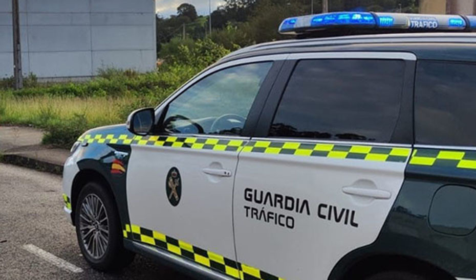 1708459278457Vehículo de la Guardia Civil de Tráfico (1)