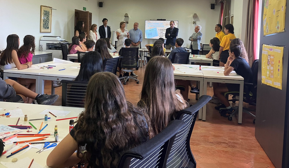 2024 07 11.  Visita a una de las actividades de los alumnos CYL en la residencia de Villarino
