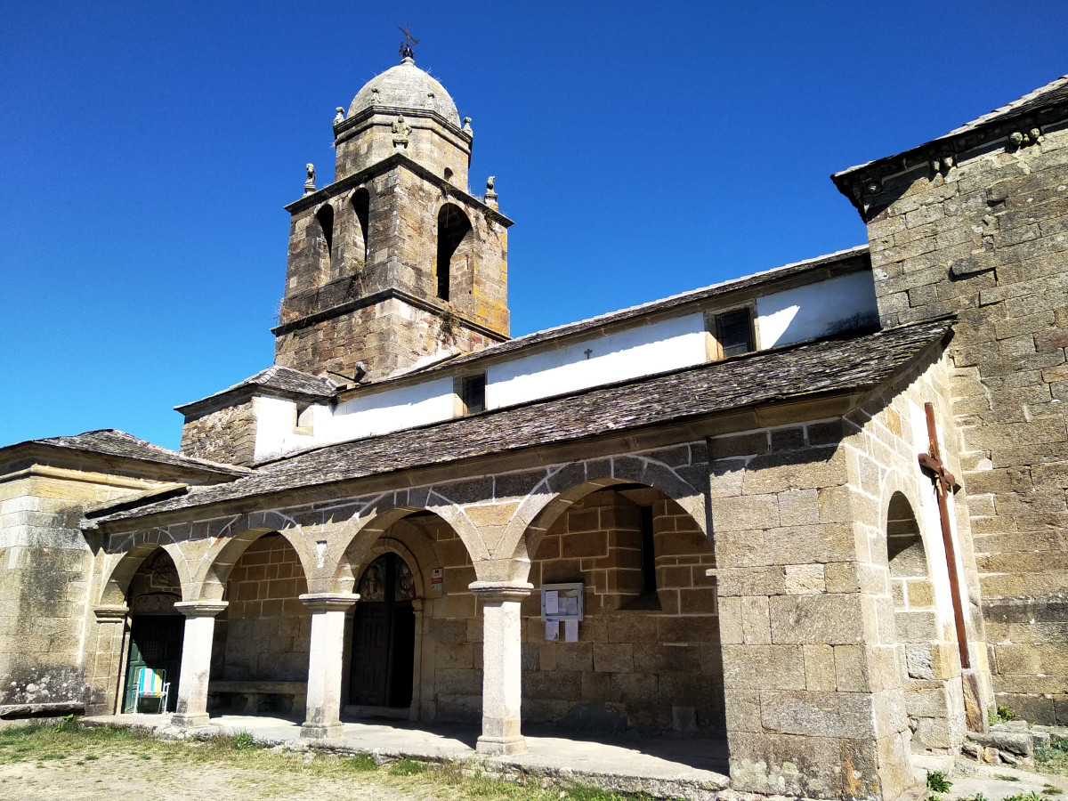 Iglesia de Santo Tomu00e1s Apu00f3stol en Otero de Sanabria (Zamora)