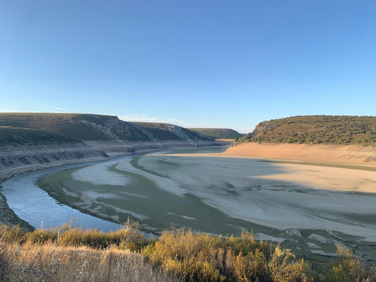 Foto embalse Santa Eufemia del Barco