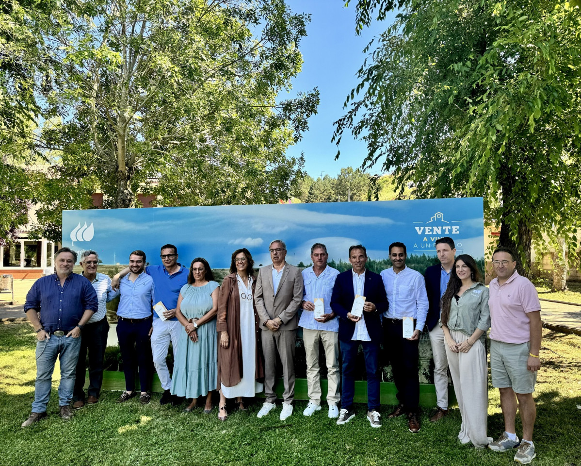 2024 07 19. Ponentes y autoridades en Pueblos con Futuro  Palencia