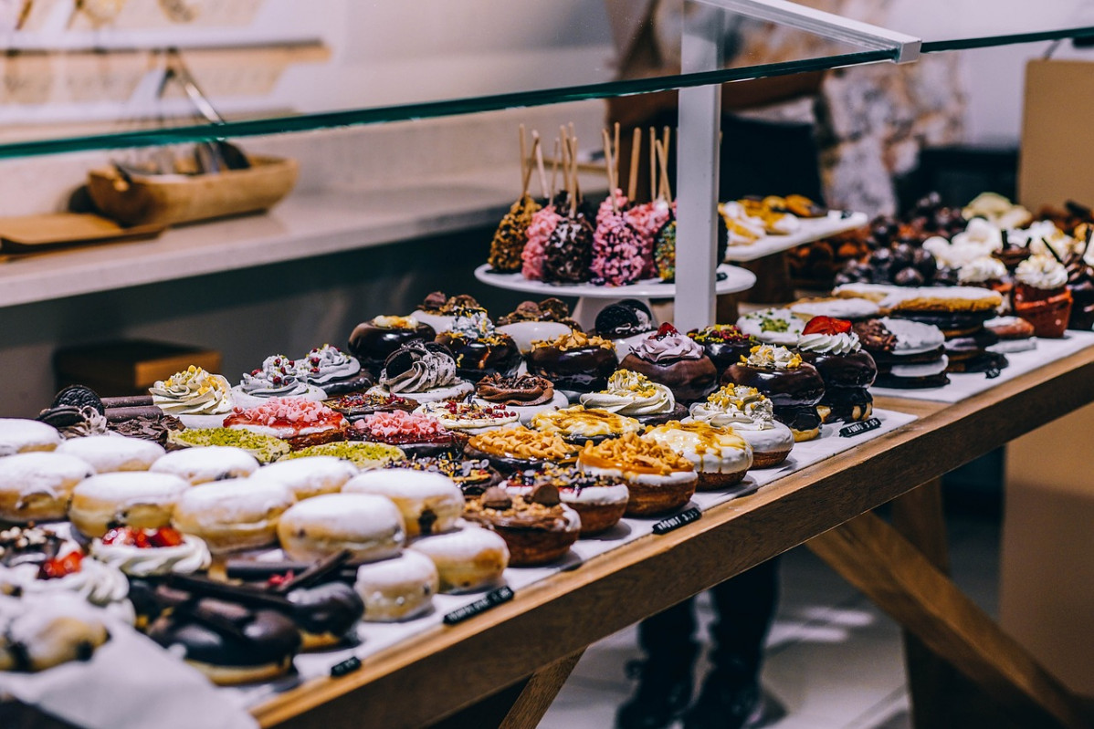 Doughnuts 1868573 1280 (1)