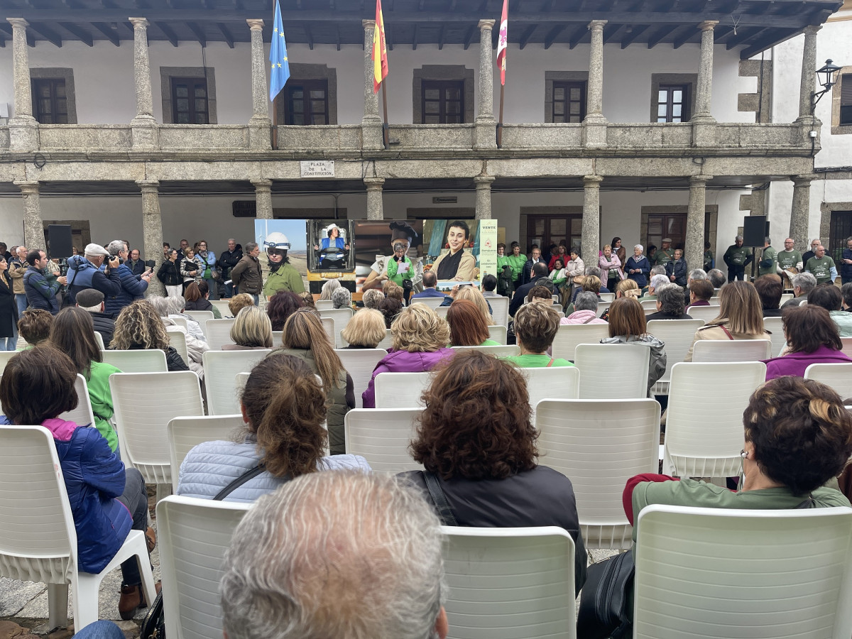 2024 10 15.  I Encuentro Mujer Rural Fuenteguinaldo I