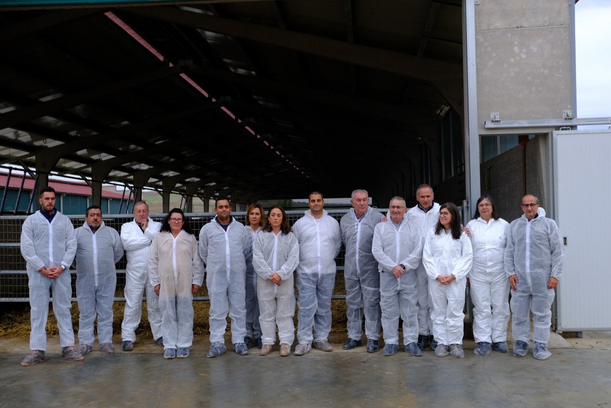 20241105 CONSEJERO AGRICULTURA PRESENTA AYUDAS EXPLOTACIONES GANADERAS 13