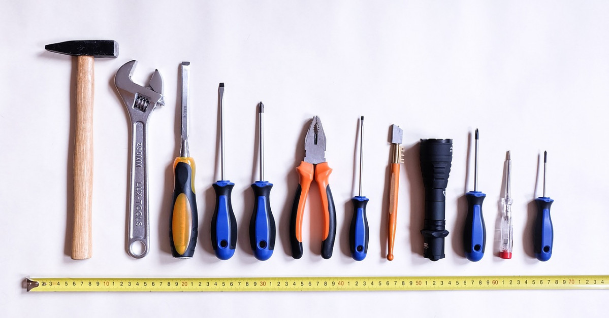 Tools 2145770 1280