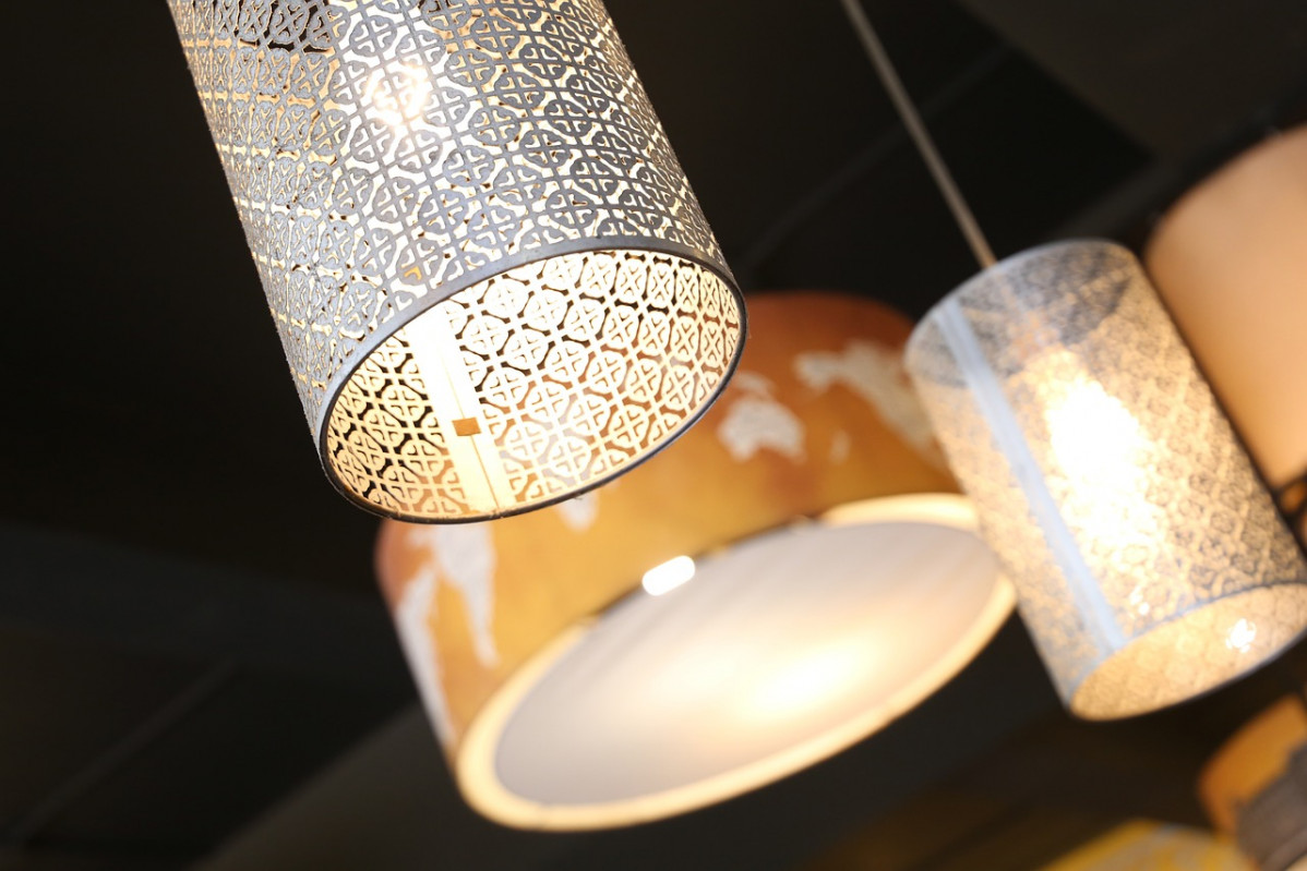 Lamp 4657796 1280