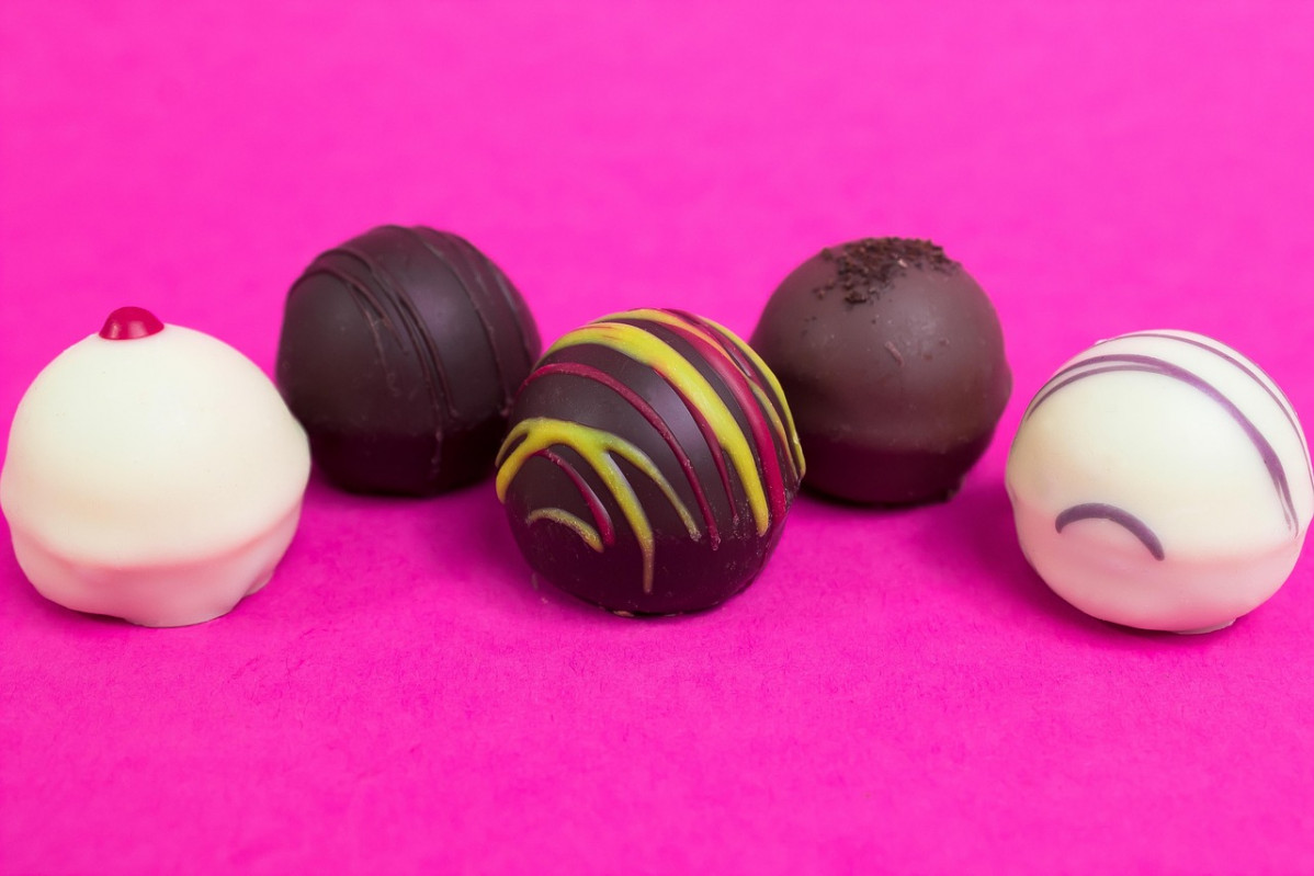 Chocolate candy 3962142 1280