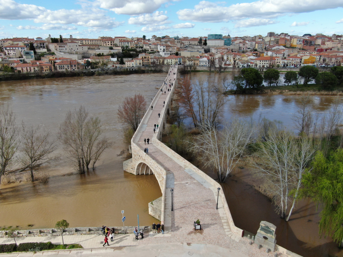 Imu00e1genes au00e9reas Puente de Piedra (6)