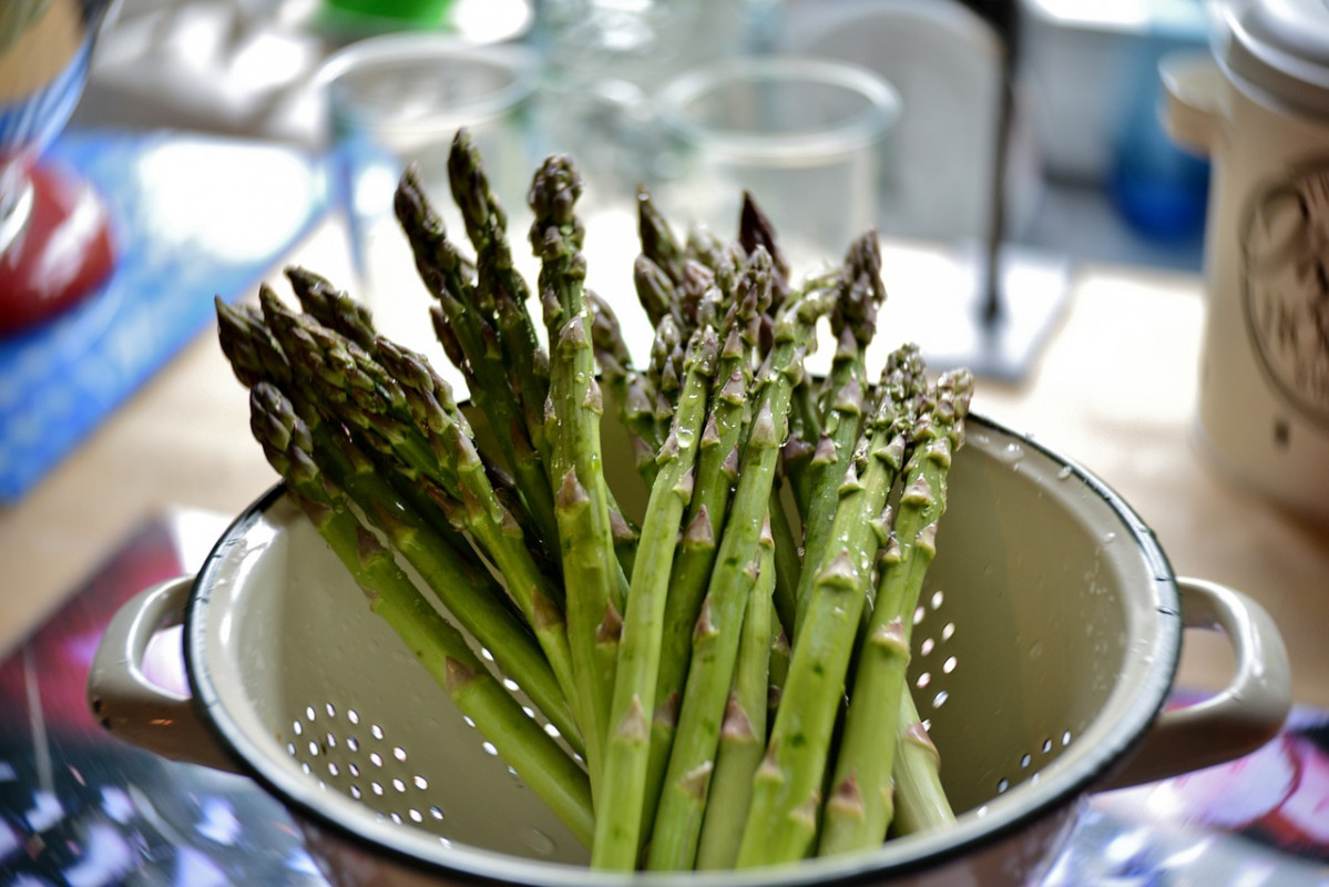 Asparagus 4681835 1280