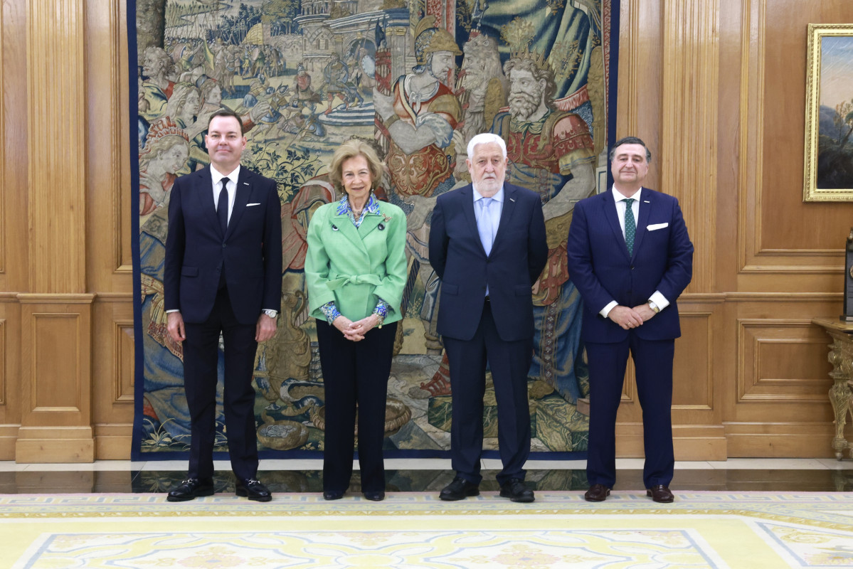 Premio FUNDOS de Honor   Fundaciu00f3n Reina Sofu00eda
